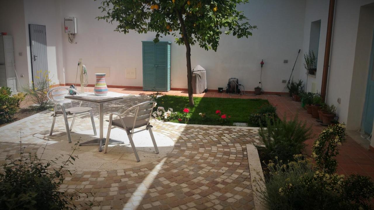 مونسيرّاتو B&B-Le Rondini المظهر الخارجي الصورة