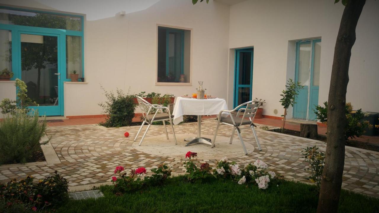 مونسيرّاتو B&B-Le Rondini المظهر الخارجي الصورة